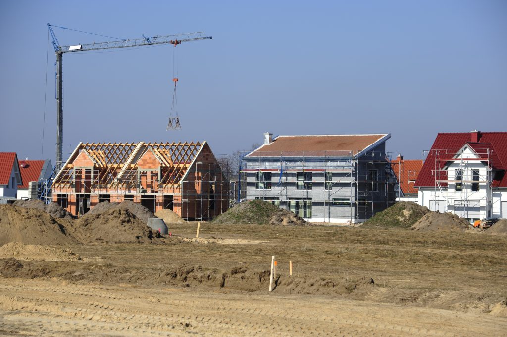 Bauarbeiten an Häusern